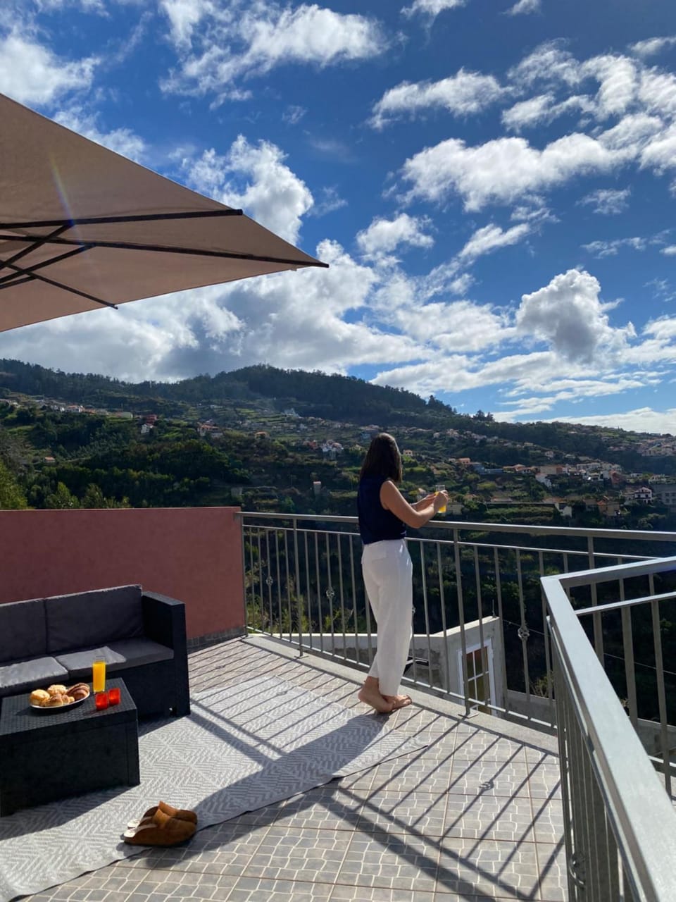 People, Natural landscape, Balcony/Terrace, Mountain view, group of guests