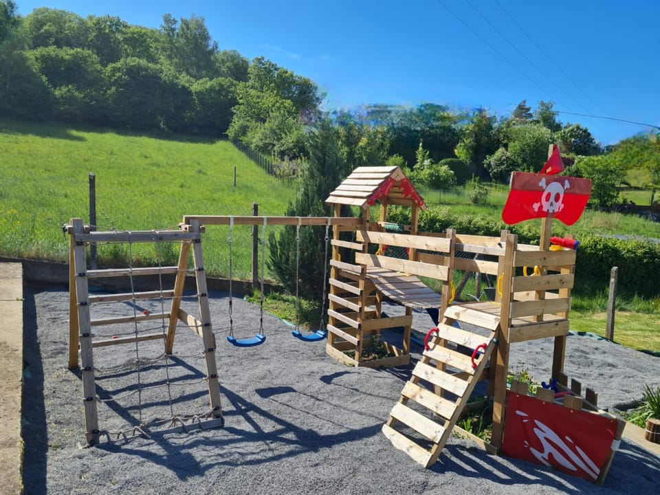 Gasthaus Paula Bed and Breakfast in Vulkaneifel