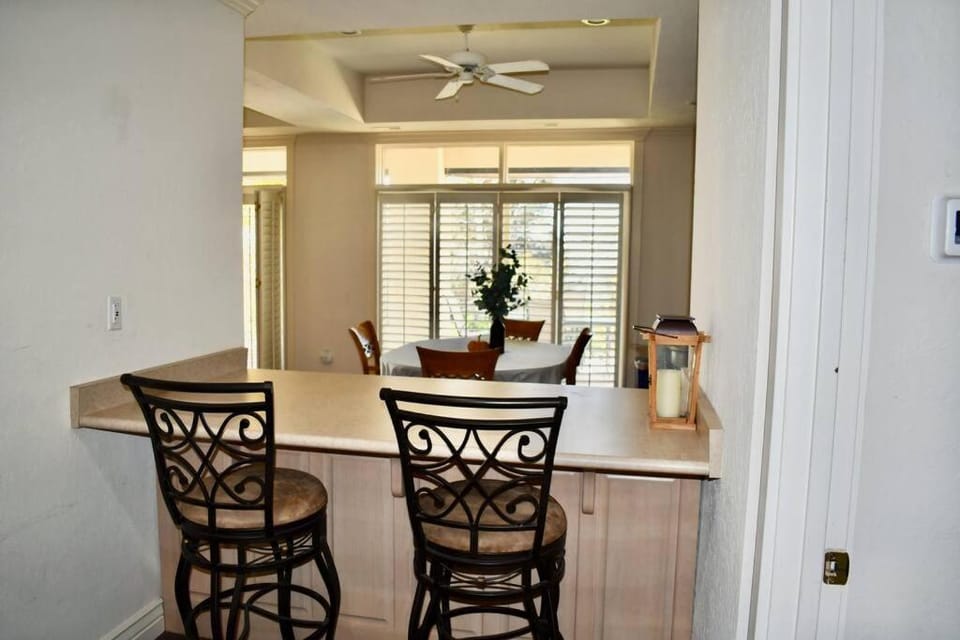Bountiful Heights Apartment in Bountiful