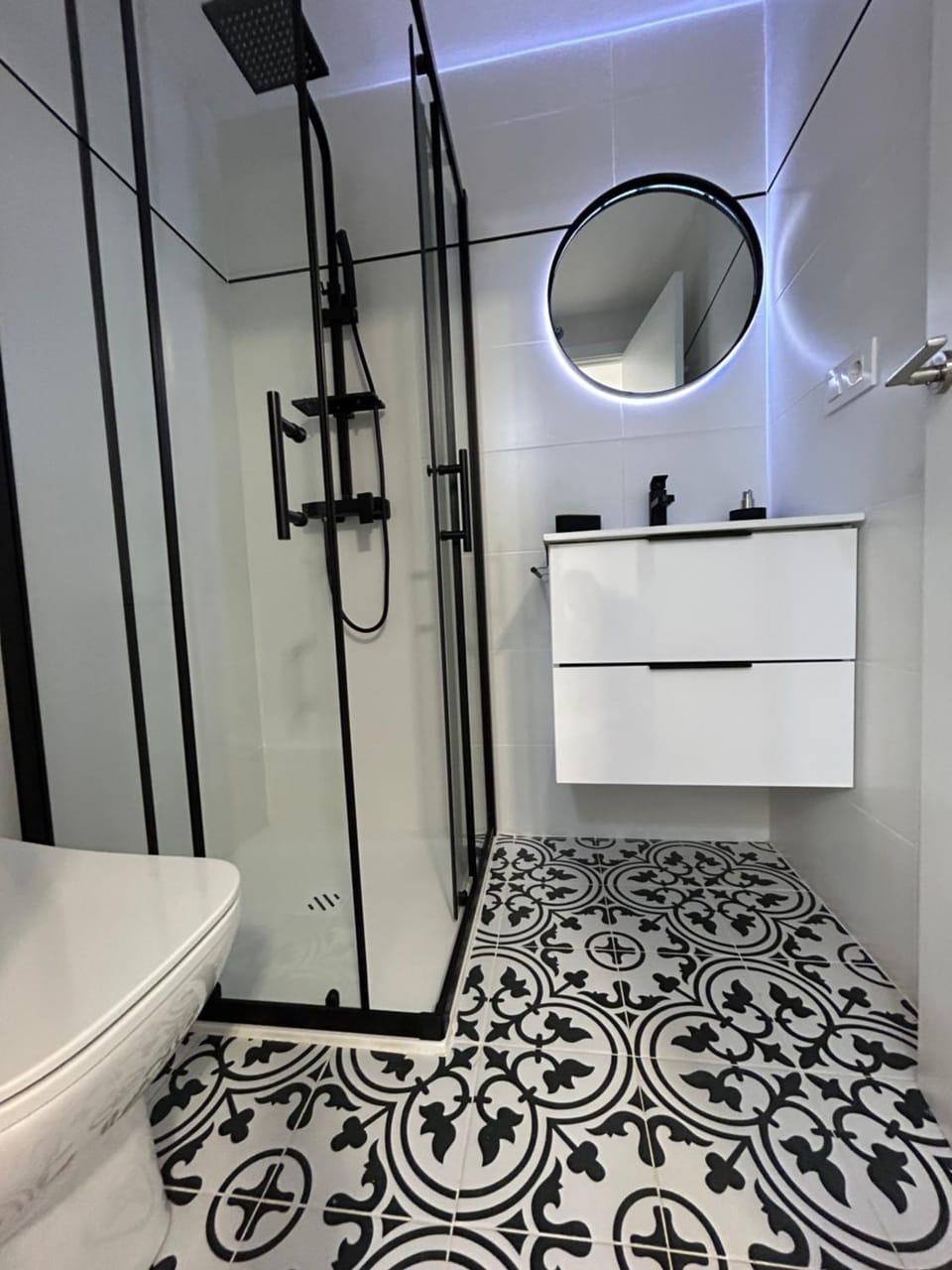 Shower, Bathroom