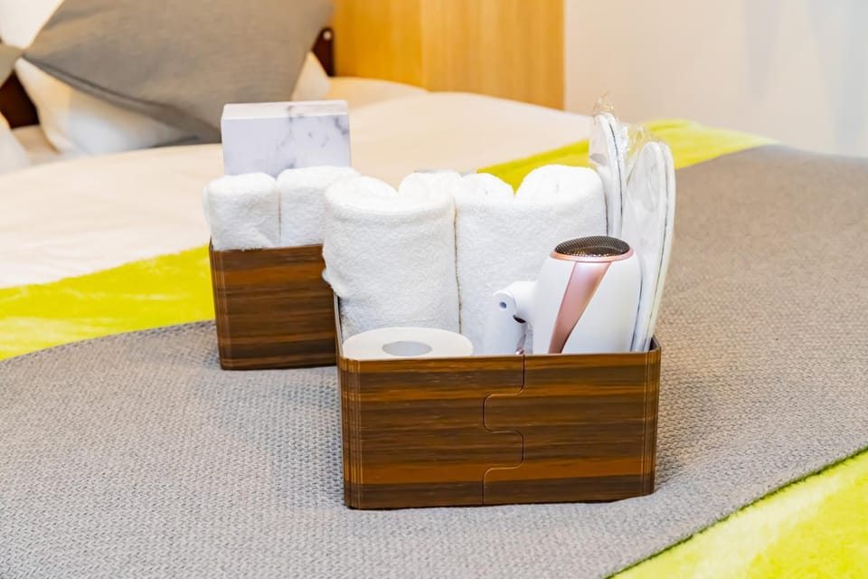 Area and facilities, heating, towels