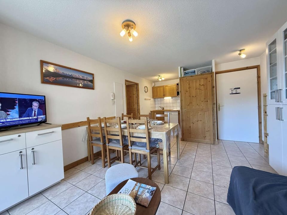 Appartement cosy avec parking - 6 pers. proche lac - FR-1-595-61 Apartment in Notre-Dame-de-Bellecombe