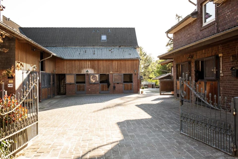 Zimmer auf Bauernhof Farm Stay in Bergisch Gladbach
