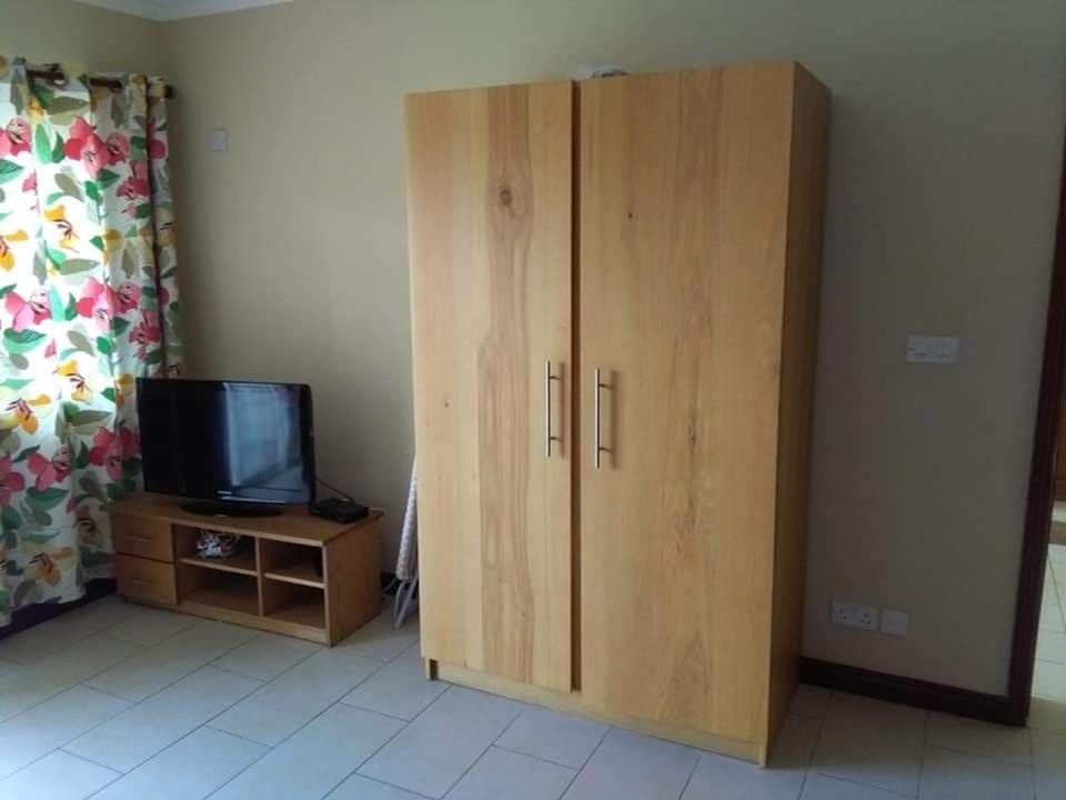 TV and multimedia, wardrobe