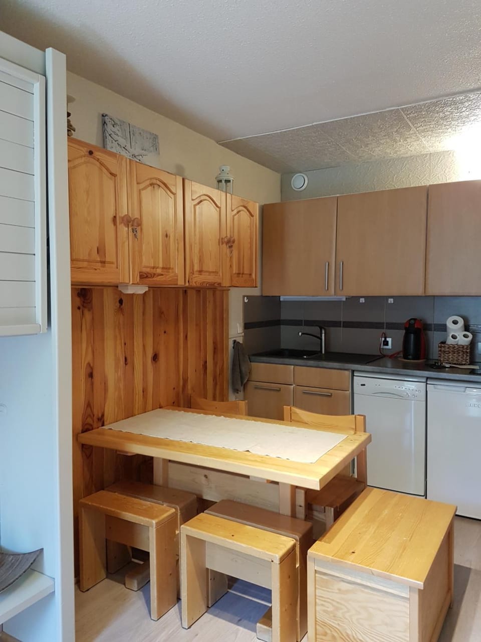Kitchen or kitchenette