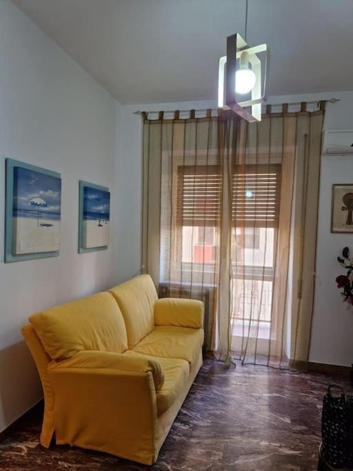 Living room, air conditioner