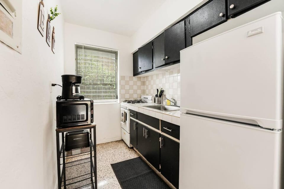 1BR Little Havana Gem with Free Parking Apartment in Brickell