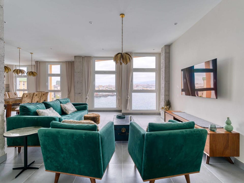 TV and multimedia, Living room, Seating area, Sea view