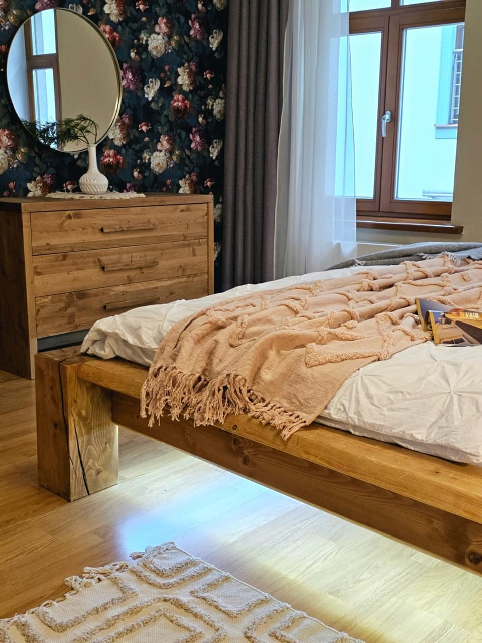Bed, Decorative detail