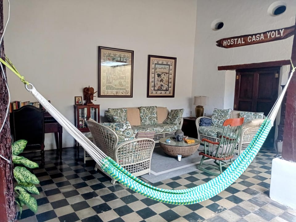 Communal lounge/ TV room