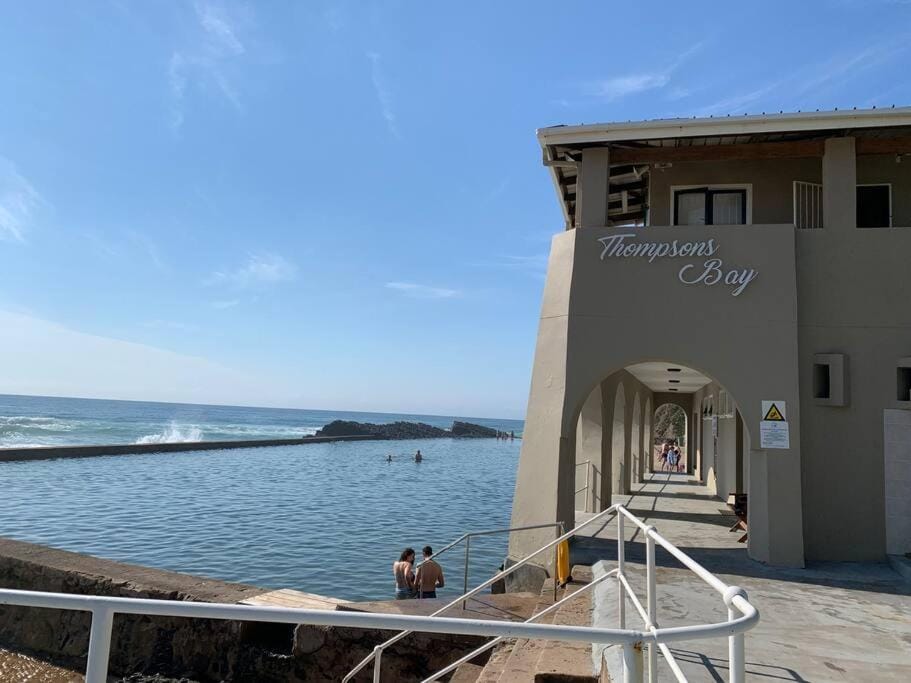 10 AKROTIRI, SANTORINI ESTATE - Families only Apartment in Dolphin Coast