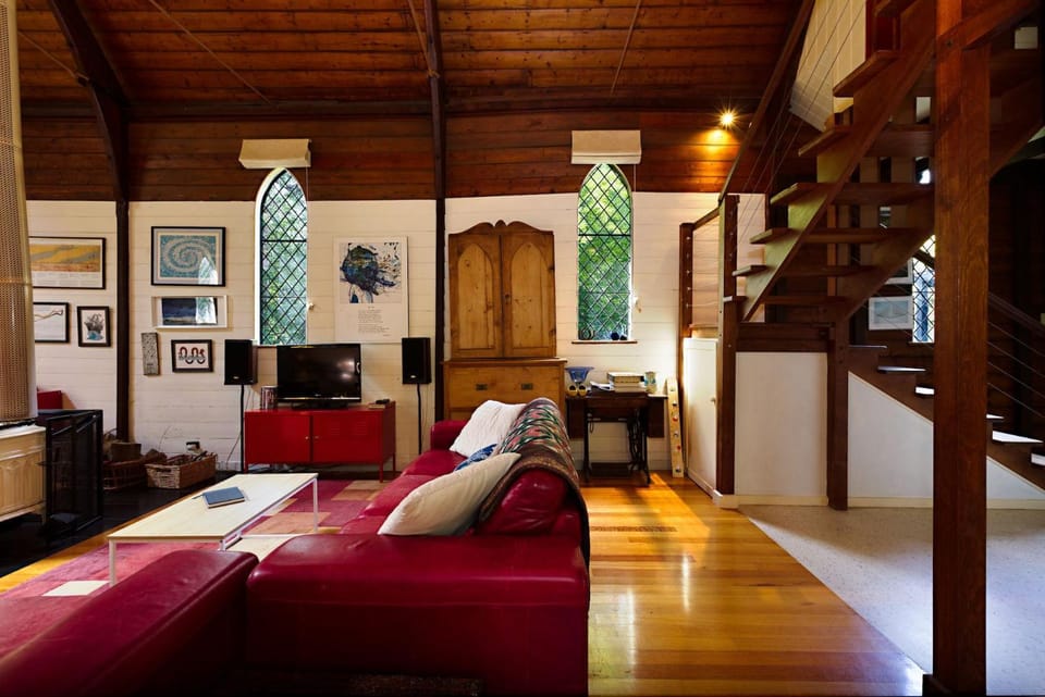 Blue Gum Church - Artistic Retreat Country House in Stanley