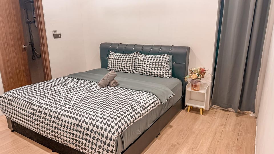 [Starry Homes @ Green Haven] 2Beds 2Bath+Pool View Apartment in Johor