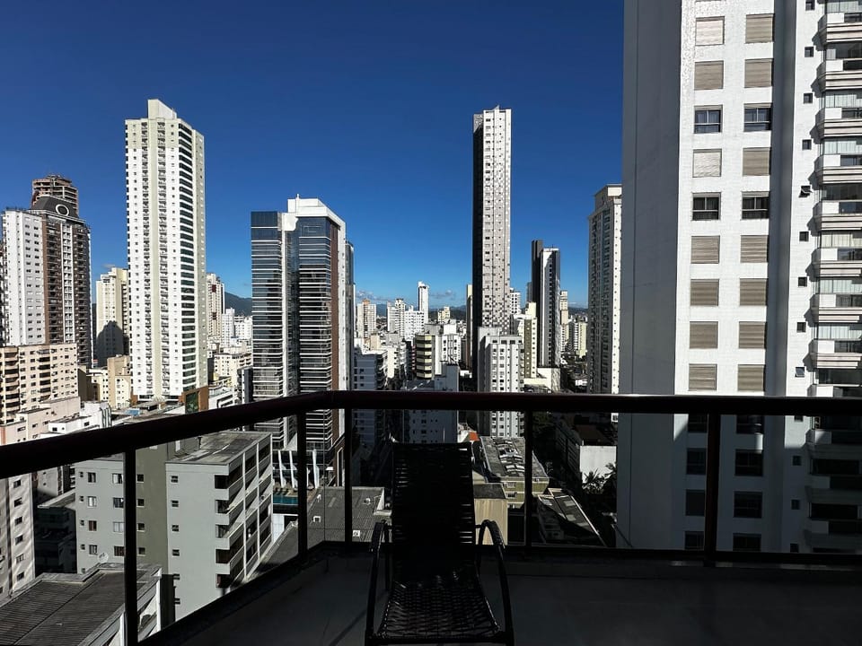 PS01- Cobertura Duplex| Pé na Areia| Churrasqueira Apartment in Camboriú