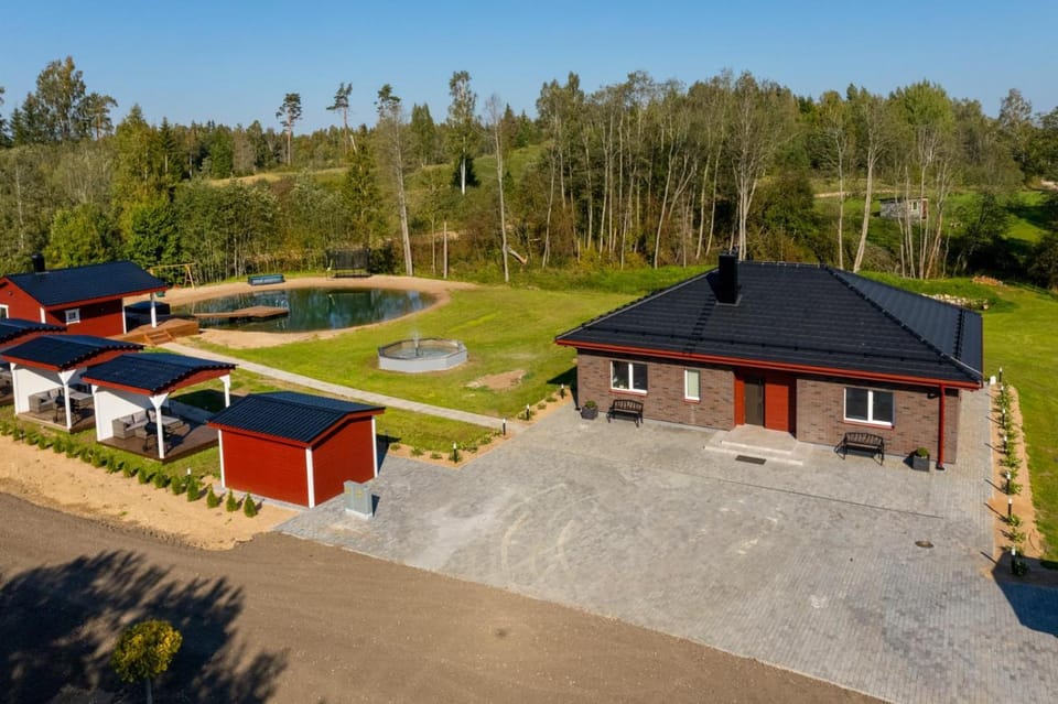 Property building, Day, Natural landscape, Bird's eye view, Street view