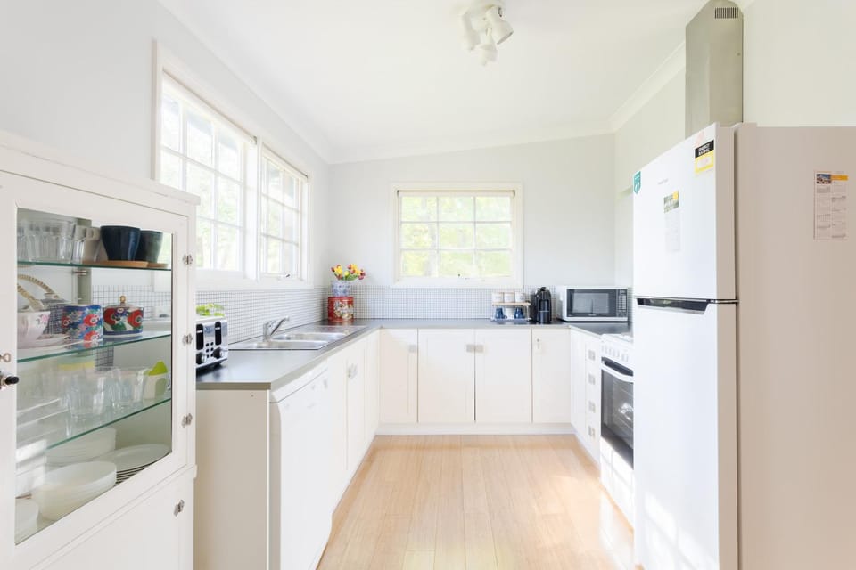 Nilgiri 3BR Mountain Retreat 5mins Katoomba Centre House in Katoomba
