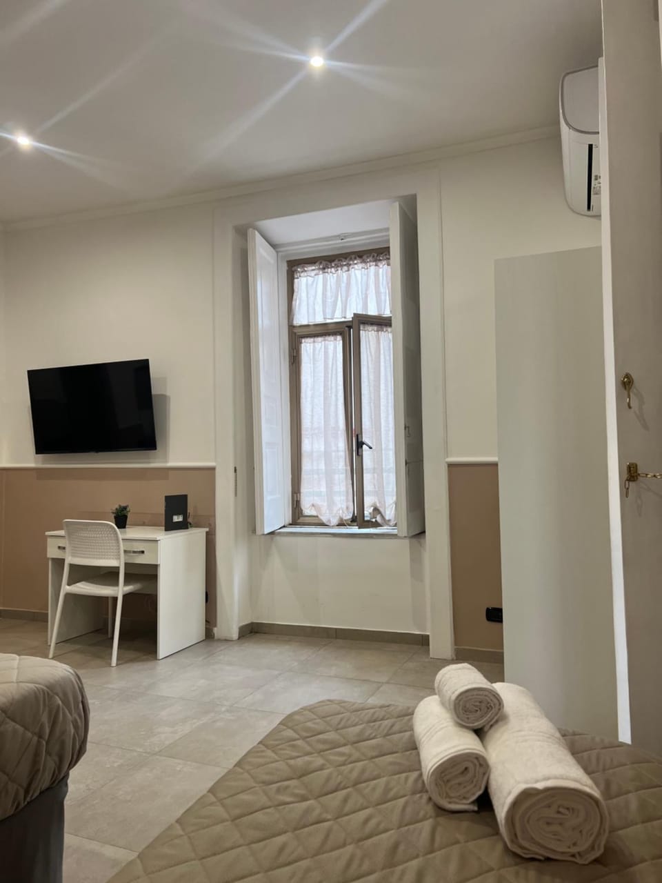Silvana Appartamento Apartment in Naples