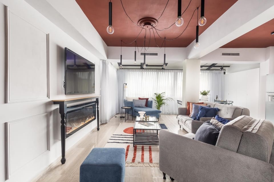 TV and multimedia, Living room, Seating area
