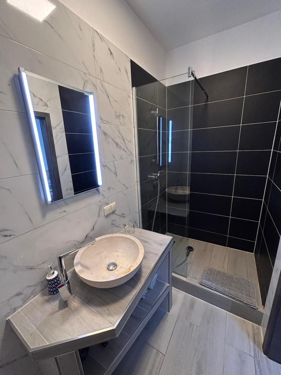 Shower, Bathroom