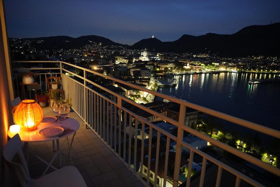 Night, View (from property/room), Balcony/Terrace, City view, Lake view, Mountain view