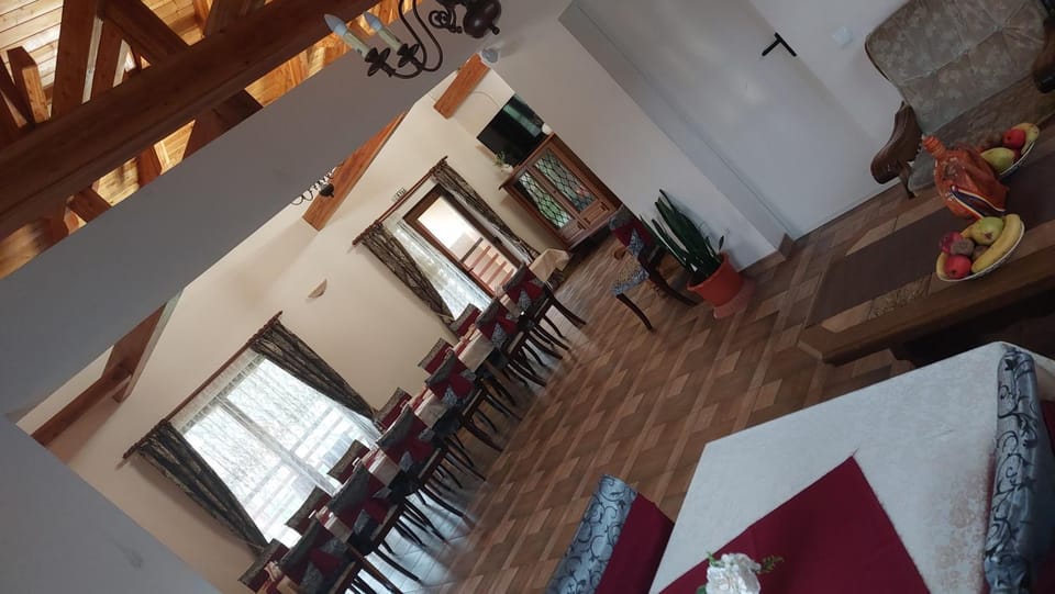Pensiunea Romosan Bed and Breakfast in Romania