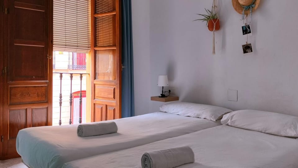 Bed, Balcony/Terrace, Bedroom, towels, air conditioner