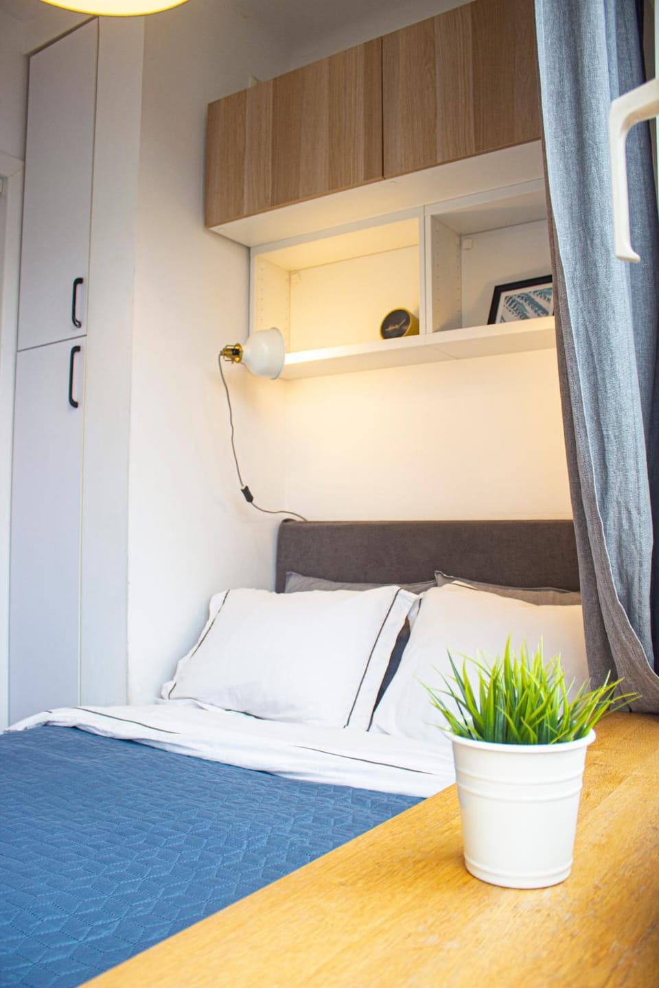 Mieszkanie z dużym terasem w Warszawie Apartment in Warsaw