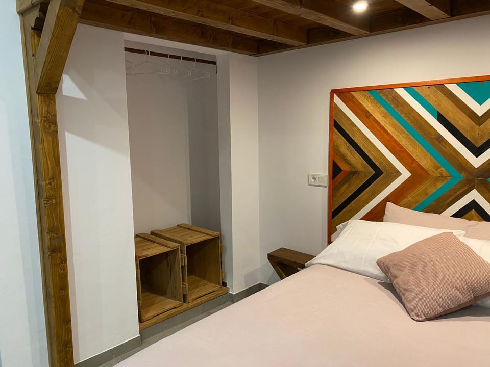 Bed, Bedroom, wardrobe