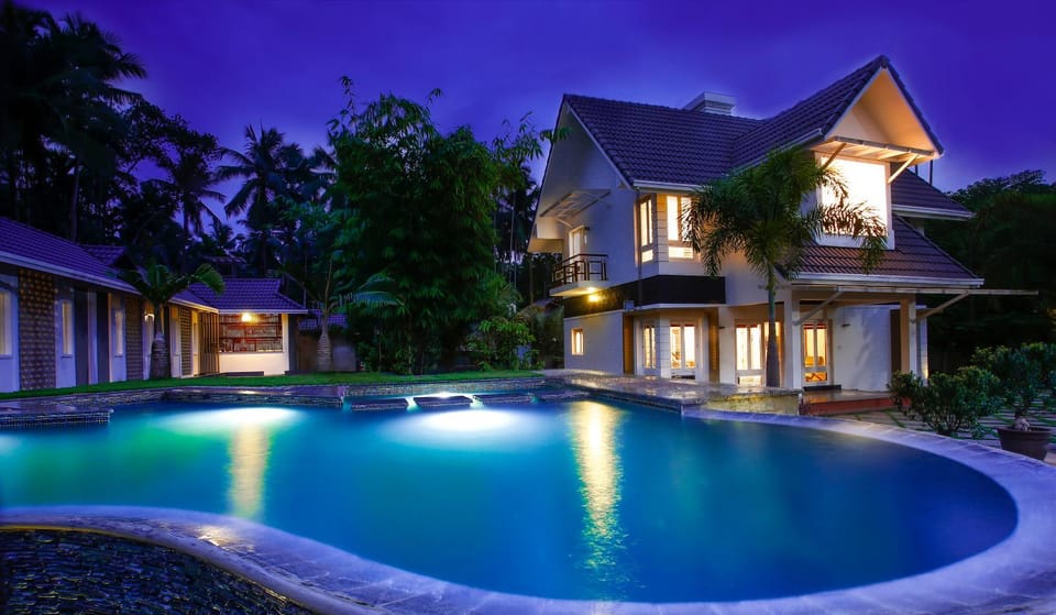 Property building, Pool view, Swimming pool, Swimming pool