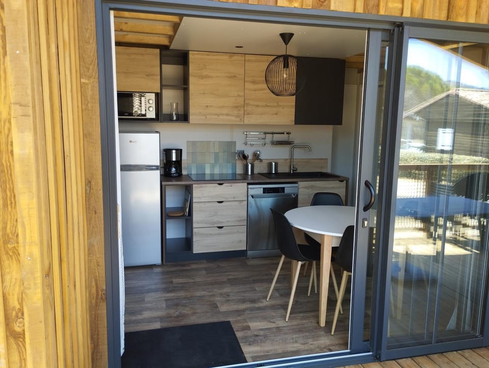 Camping Municipal L'Espazo DURBAN CORBIERES Campground/ 
RV Resort in Occitanie