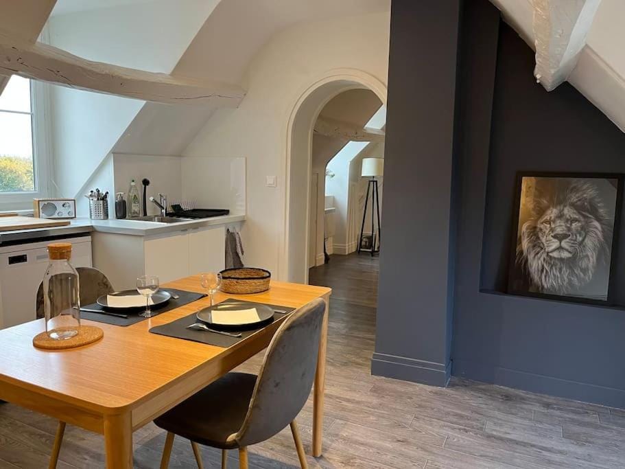 Appartement avec terrasse en plein cœur de Vernon Apartment in Vernon