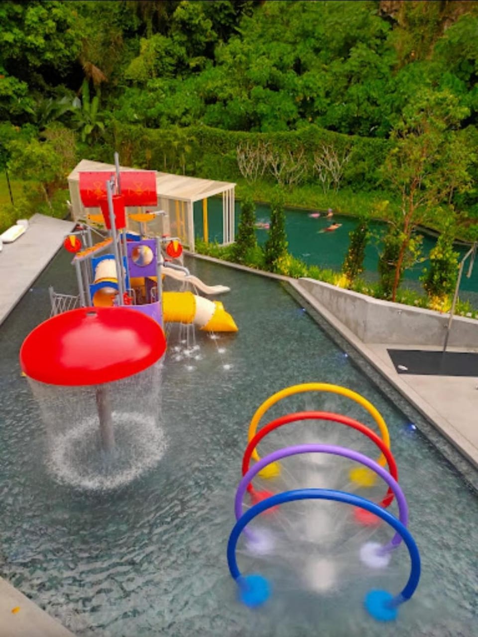 Swimming pool