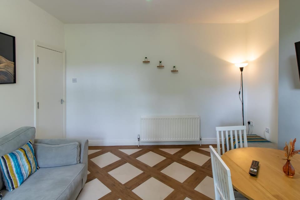 Great offers on Long Stays!! LaLuNa Apartments Apartment in Gateshead