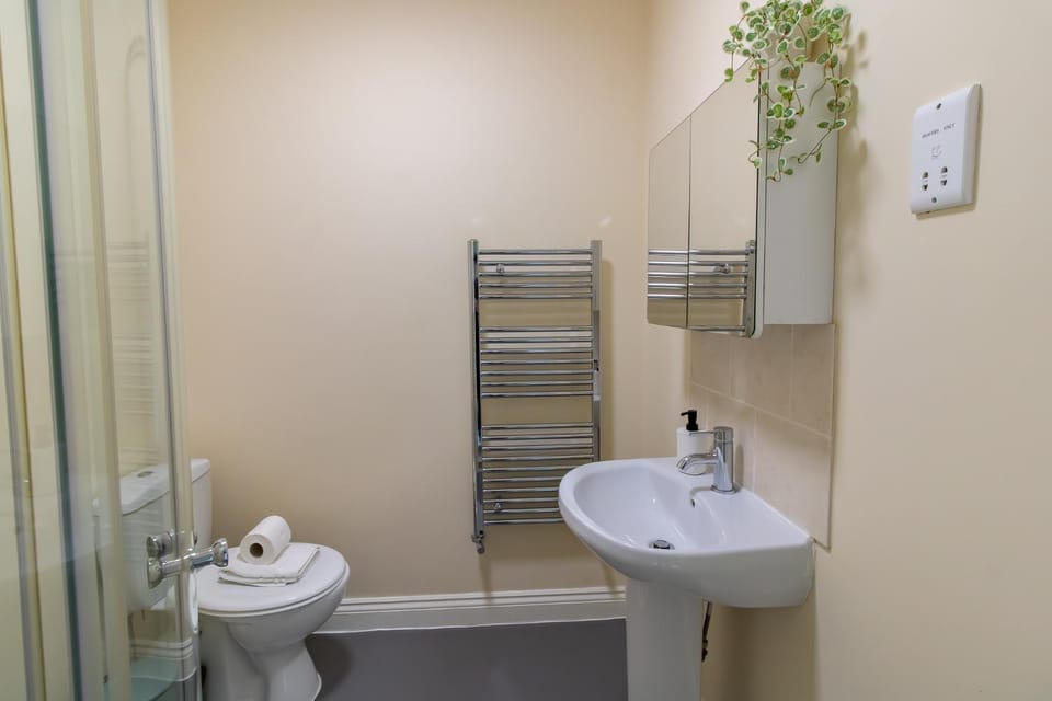 Great offers on Long Stays!! LaLuNa Apartments Apartment in Gateshead