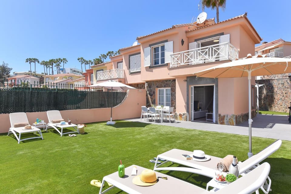 Garden, sunbed