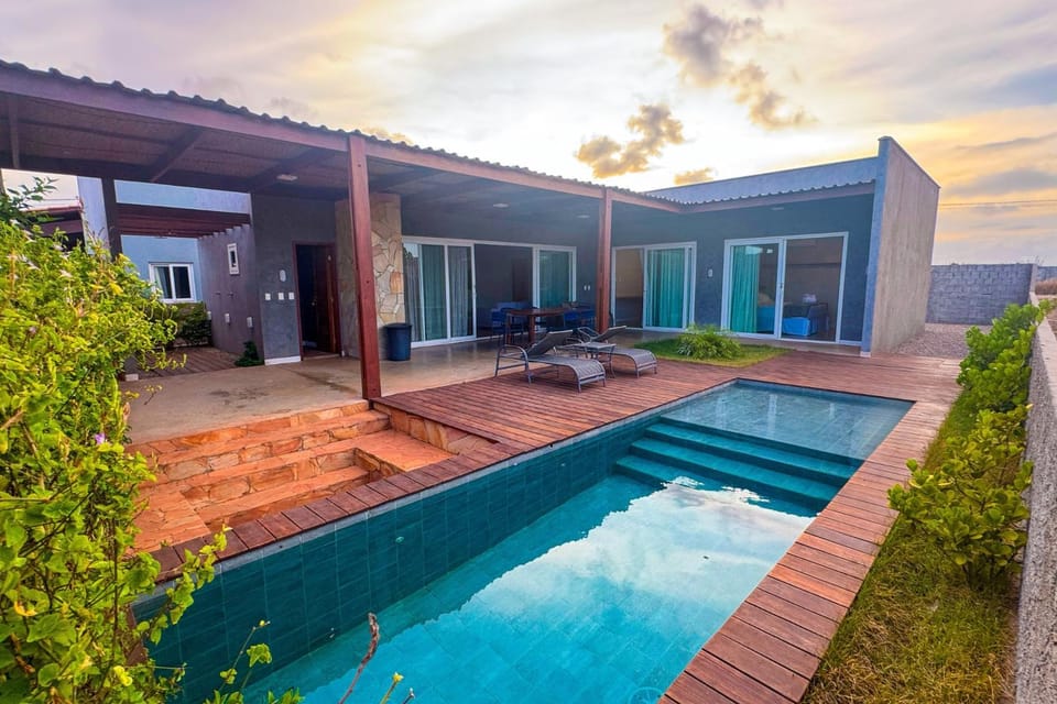 Photo of the whole room, Swimming pool, sunbed