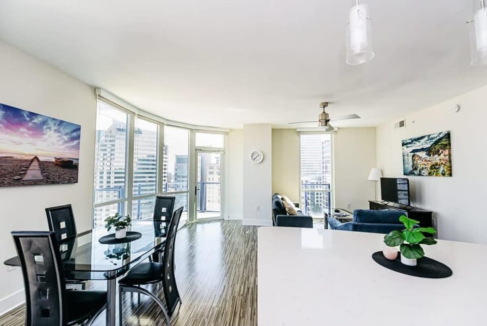Uptown Charlotte 2BR Furnished Apartments Apartment in Charlotte
