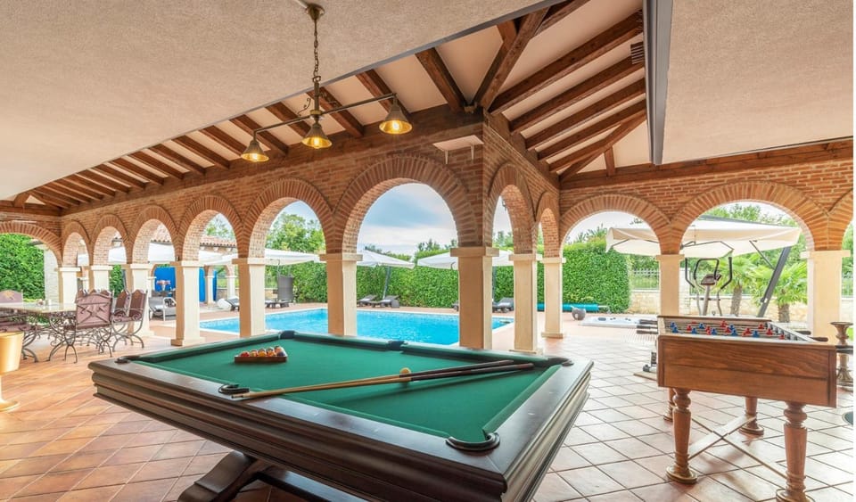 Patio, Billiard, Game Room, Balcony/Terrace, Pool view, Swimming pool