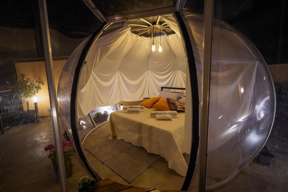 Night, Photo of the whole room, Bedroom