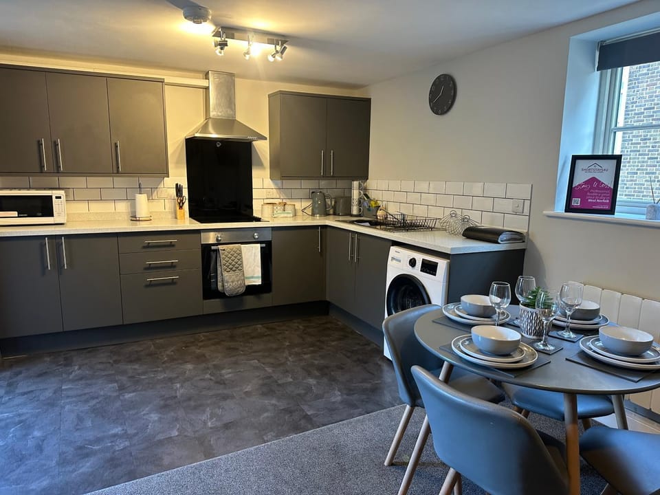 Maple House by ShortStays4U A lovely 2Bedroom House with free parking in town centre! Apartment in Kings Lynn