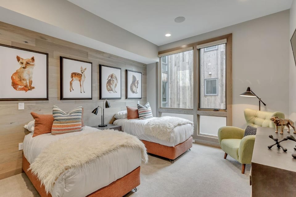 Premium Two Bedroom Apartment in Park City