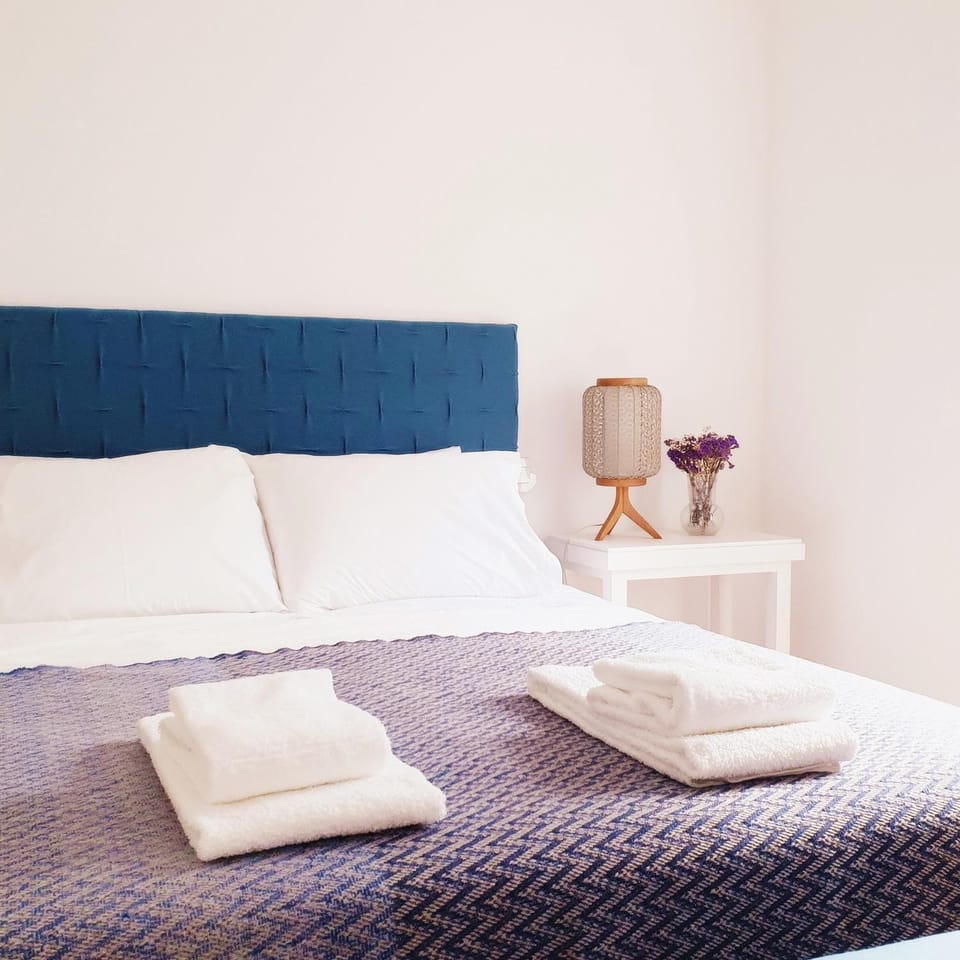 Bed, Decorative detail