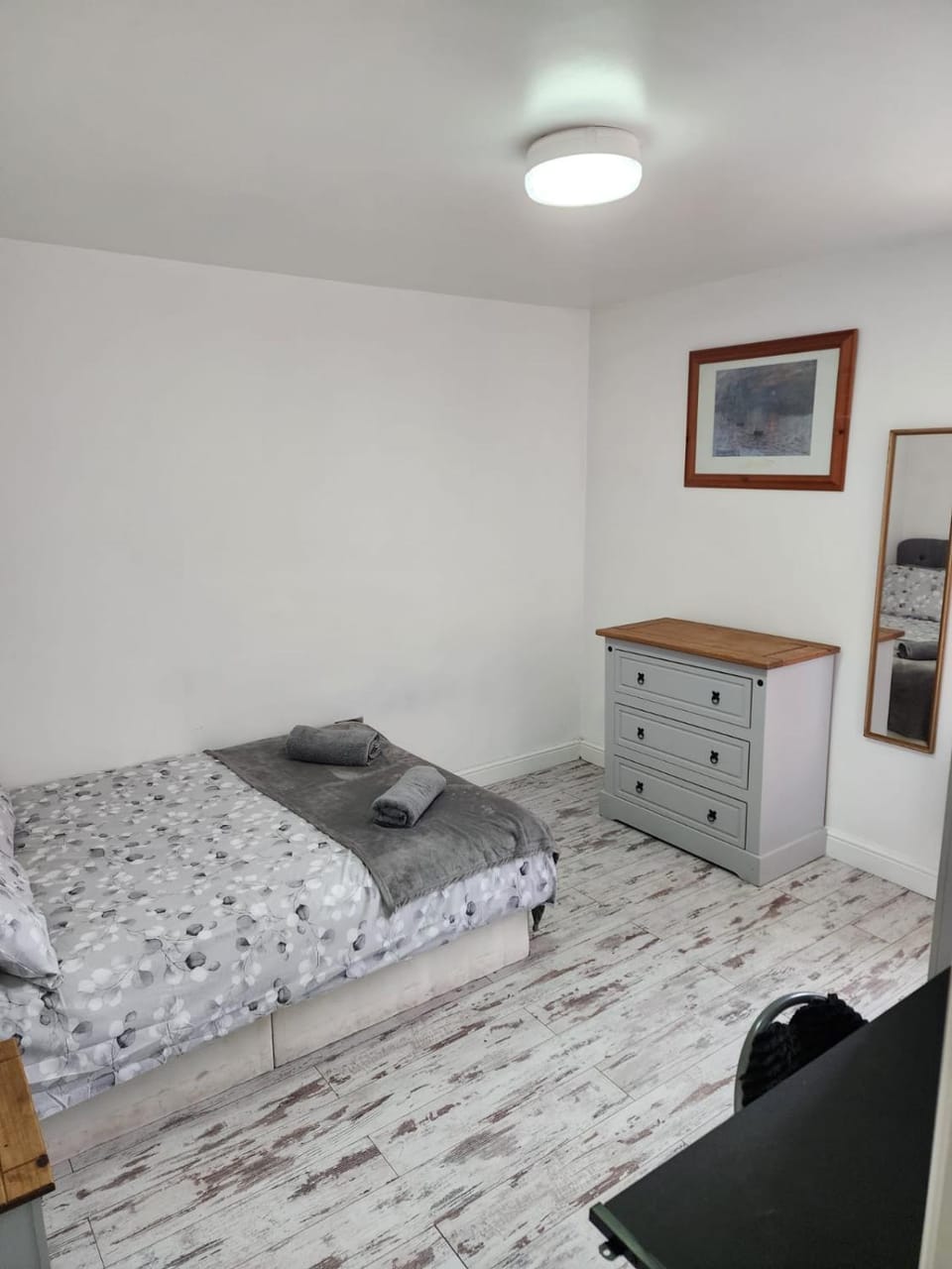 City centre lovely Apartment with the Cheapest Overnight Parking Apartment in Leicester