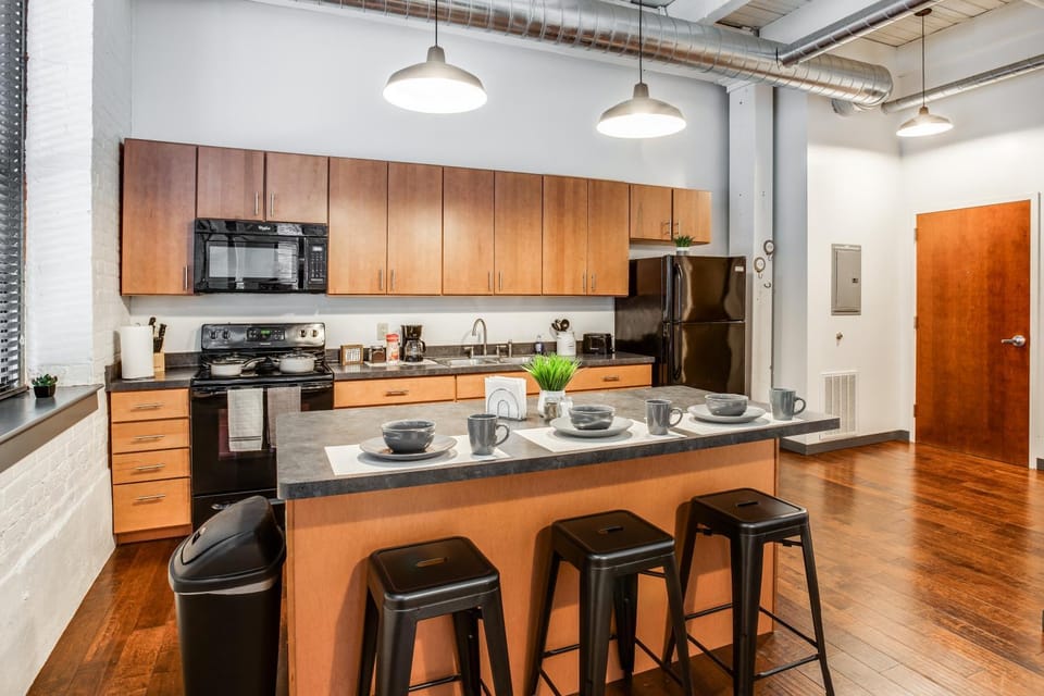 Dinner, kitchen
