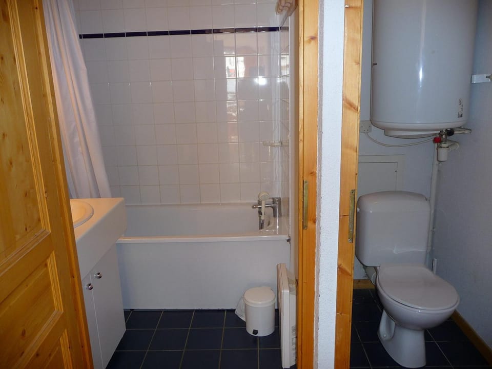 3 Pièces au pied des pistes - Morillon 1100, 6-7 pers, TV Apartment in Morillon
