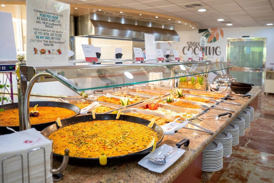 Restaurant/places to eat, Dining area