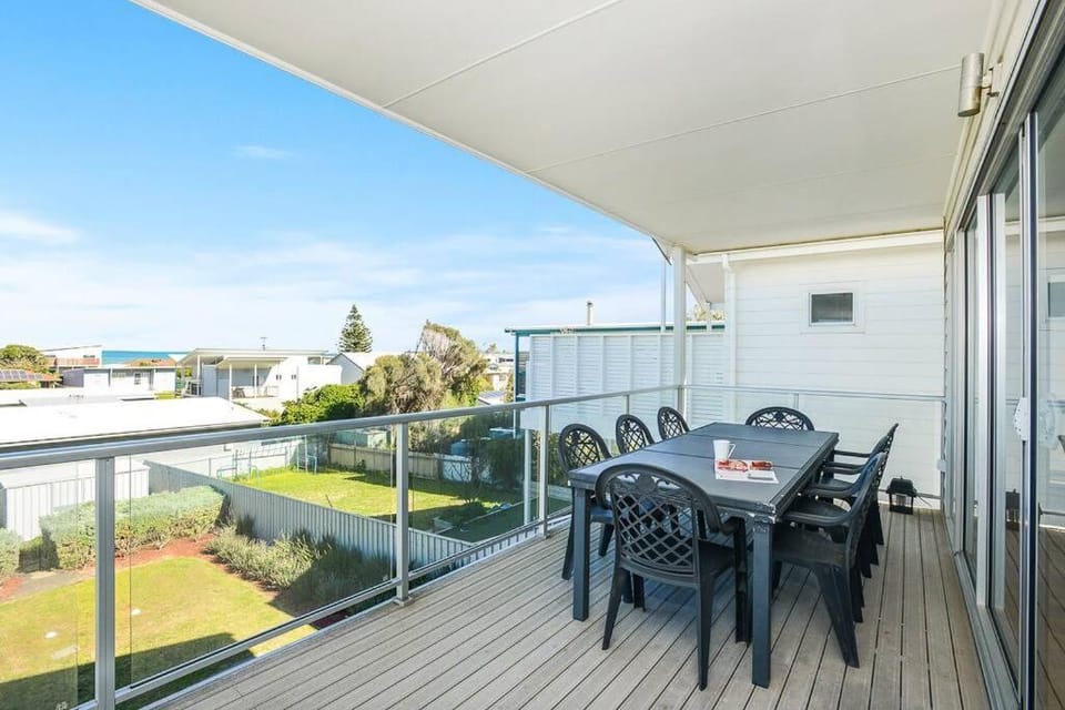 View (from property/room), Balcony/Terrace
