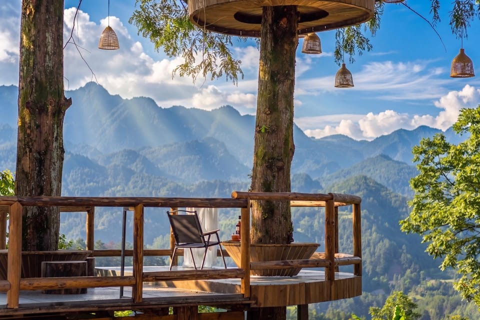 View (from property/room), Balcony/Terrace, Mountain view