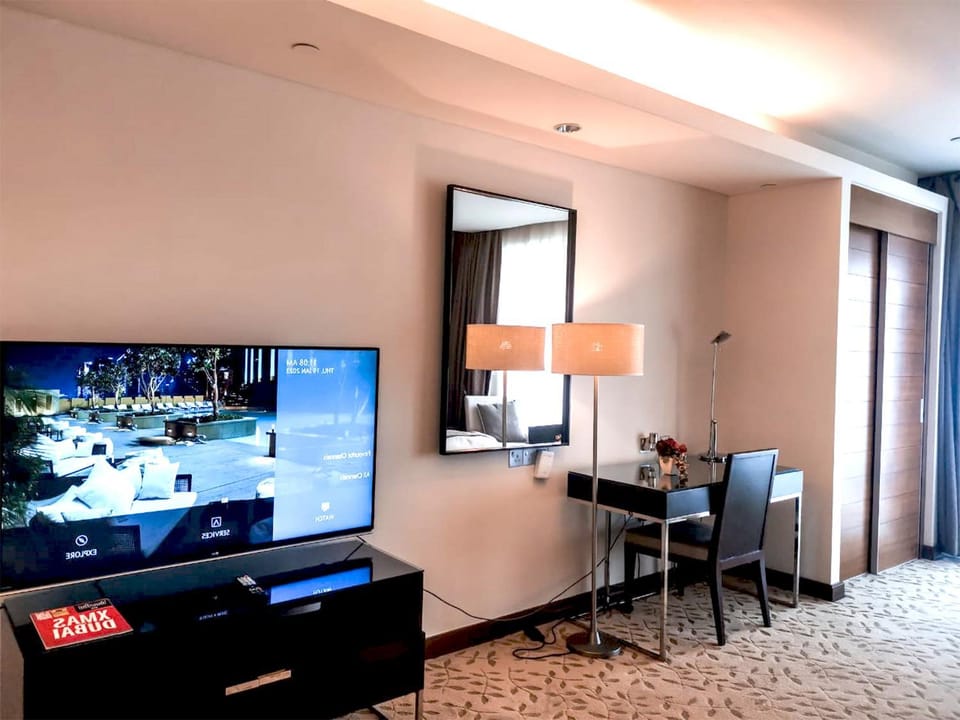 Communal lounge/ TV room, TV and multimedia, Dining area, Evening entertainment, hair dresser