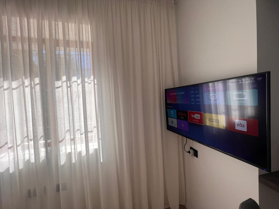 TV and multimedia, Evening entertainment